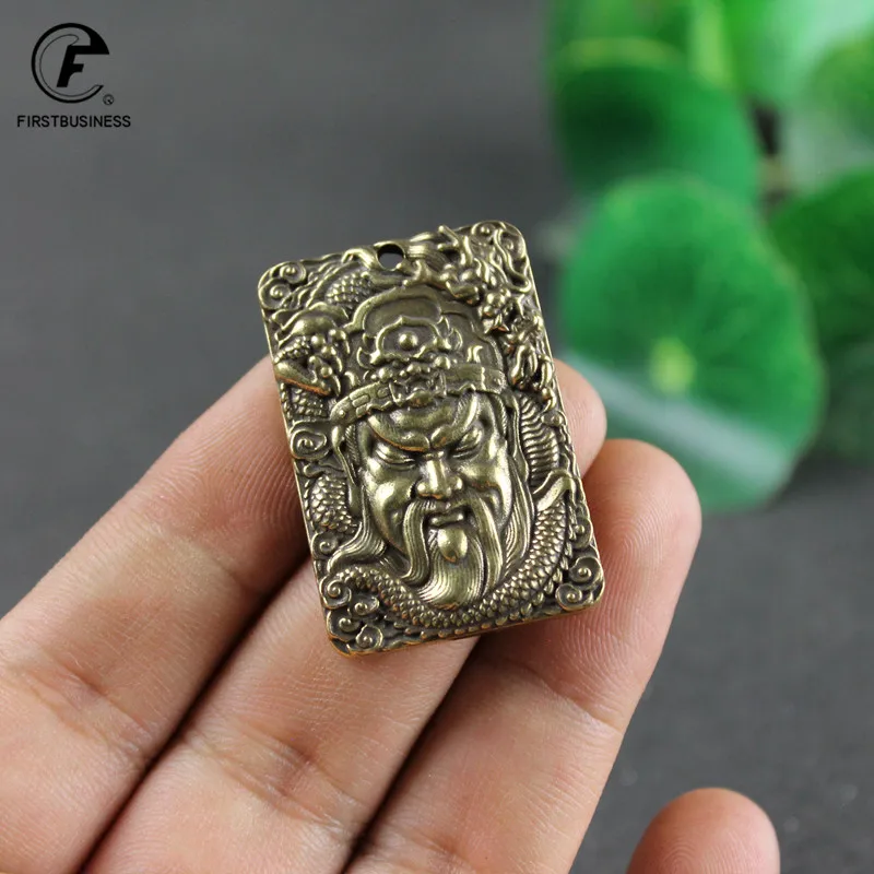 Brass Guan Gong Head Statue Keychains Pendants Handmade Vintage Chinese God of Wealth Pure Copper Keychians Car Hanging Jewelry