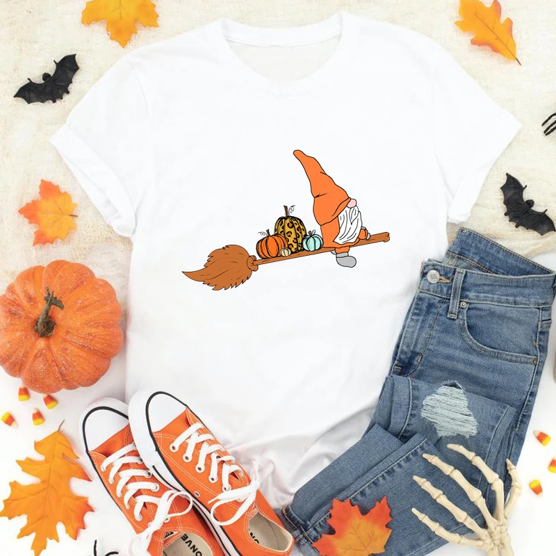 Cute Women Graphic Pumpkin Season Tee Shirt Top Colored Gnome Pumpkins Broom T-shirt Aesthetic Autumn Thanksgiving Tshirt