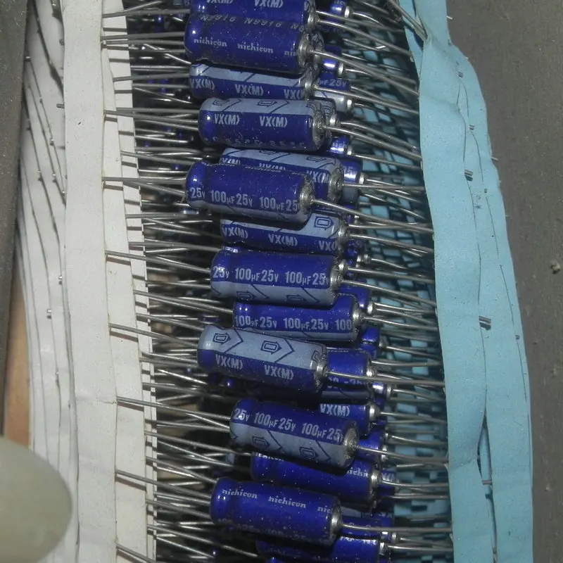 Nichiconn-Condensateur électrolytique horizontal axial, 25V, 100UF, 22UF, 63V, VX, 1PC