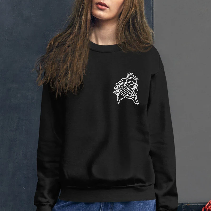 Skeleton Hand Holding Heart Pocket Print Sweatshirt Women Spooky Autumn Long Sleeve Jumper Halloween Pullovers