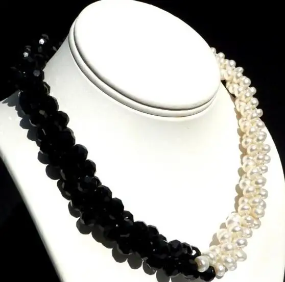 

New Favorite Pearl Necklace 3 Rows Black Crystal White Freshwater Pearl Necklace Classic Birthday Party Fine Jewelry Women Gift