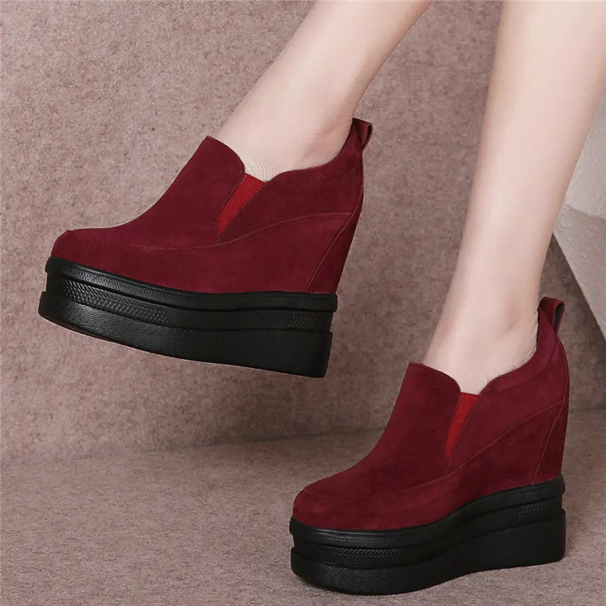 Sepatu Wedges hak tinggi wanita, sepatu kasual selop kulit asli, sepatu pump Platform ujung bulat, sepatu sneaker modis untuk wanita