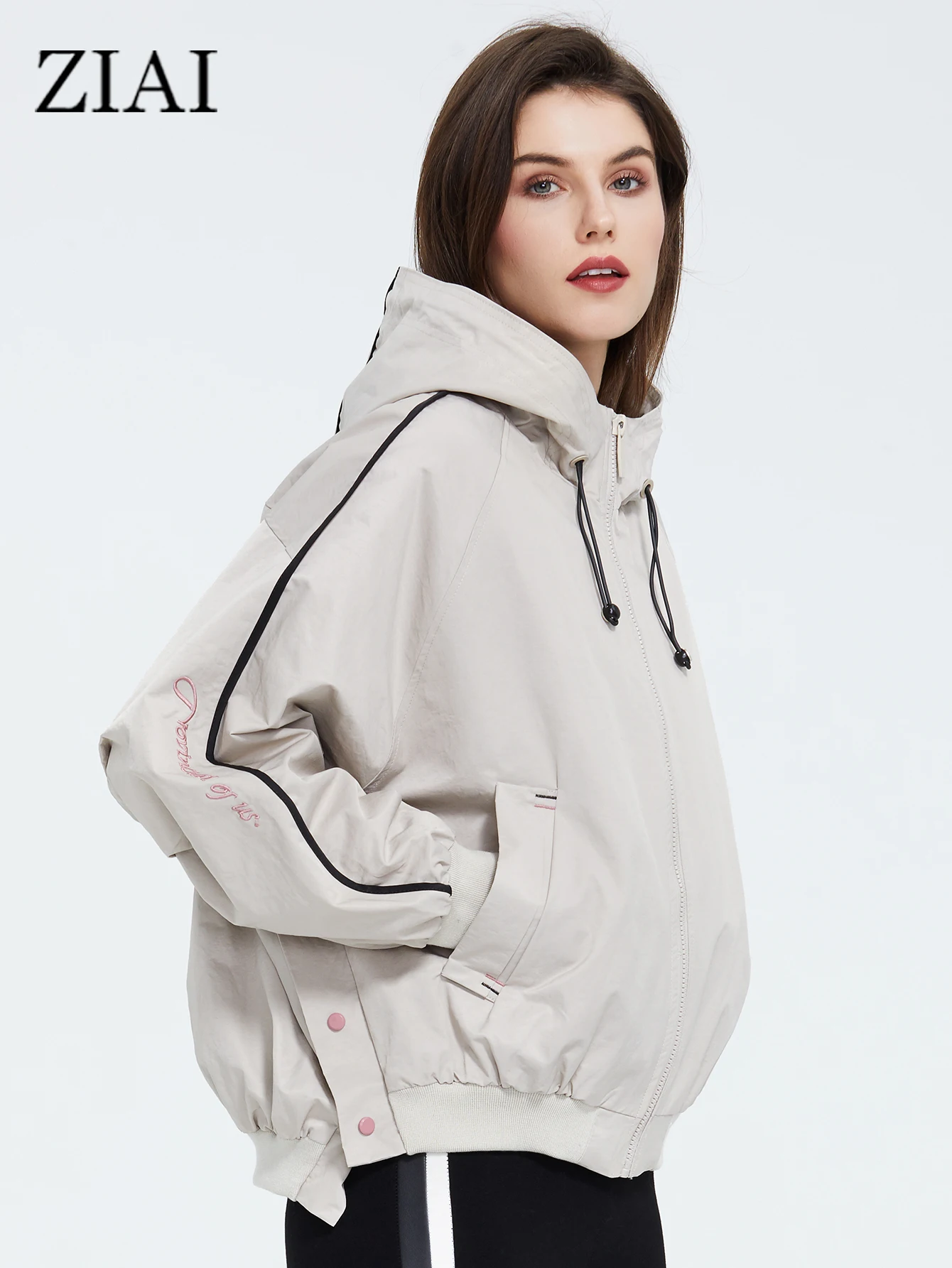 

ZIAI 2022 Spring Women Short Black White Hooded Windproof Trench Coats Letter Drawstring Fashion Brand Windbreaker Hot ZS-7188