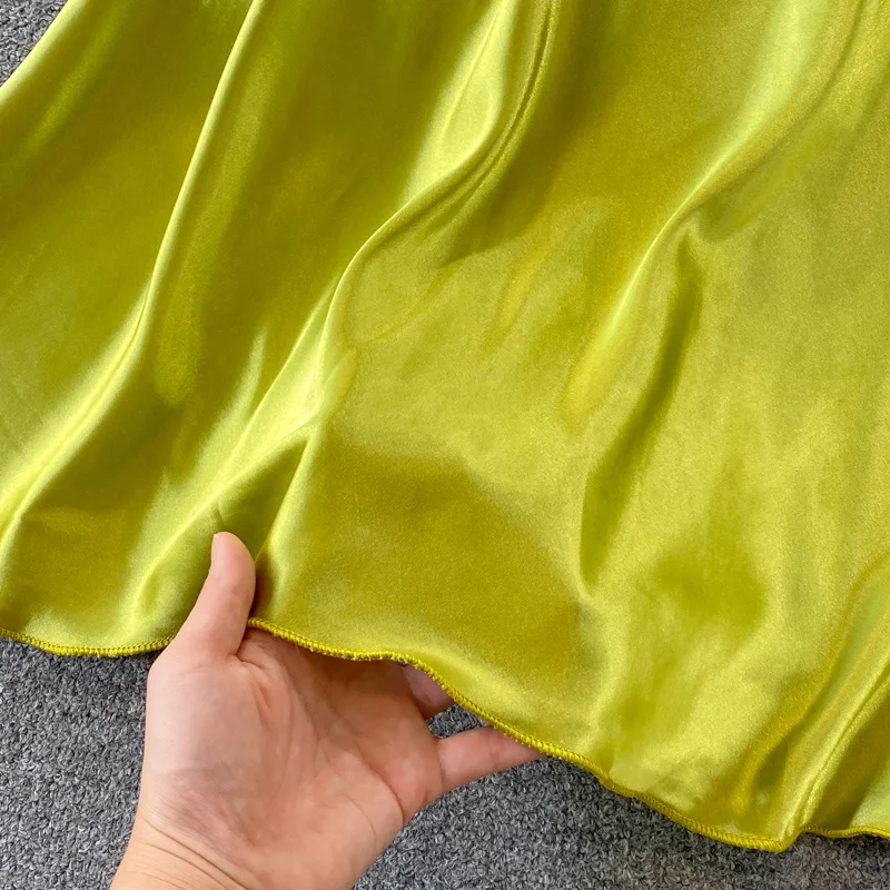 해변 해변 스파게티 스트랩 슬립 드레스, 연예인 스타일 가벼운 럭셔리 연회 새틴 드레스, 여성 이브닝 파티 무릎 긴 드레스