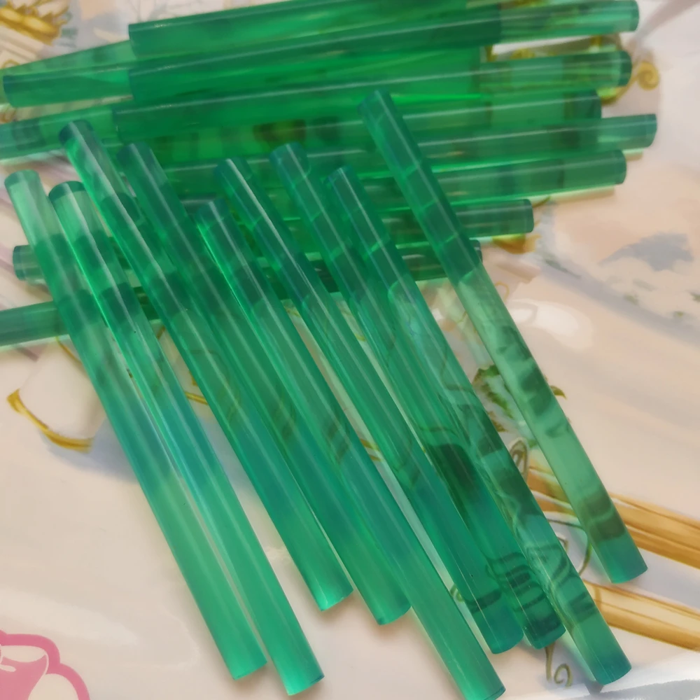 Barra de pegamento de fusión en caliente verde transparente, tira adhesiva de lágrimas de sirena, necesita ser usada con pistola de pegamento, 7x100mm, 20 piezas