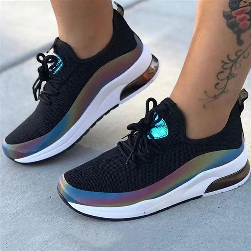 New style women\'s sports shoes large size fashion round head fluorescent breathable casual women\'s shoes