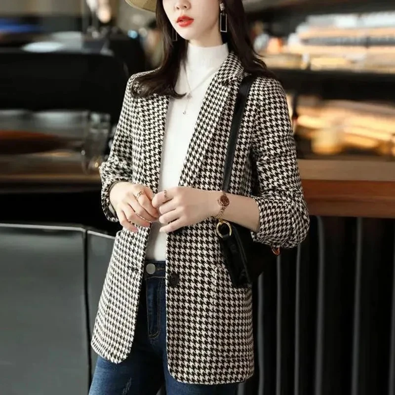 

Plus Size Women Short Blazer Vintage Spring Autumn Casual Plaid Suit Jacket V-Neck Single Breasted Houndstooth Fashion Outerwear