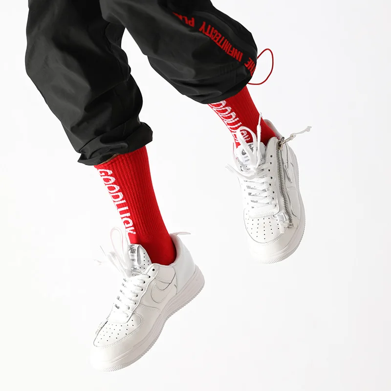 GOODLOCK Popular Logo Harajuku Letters European and America Fashion Men SOCK Skateboard Hiphop Sports Women Stockings