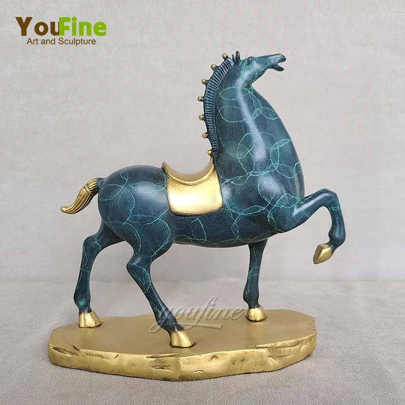 24cm Bronze Horse Sculpture Modern Art Hand Painted Bronze Horse Statue Cast Bronze Crafts For Home Hotel Office Decoration