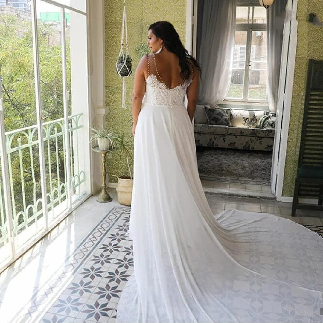 Charmante robe de mariée africaine, ligne A, col en V, appliques en dentelle précieuse, dos nu, train de balayage, robe de patients de mariage, robe éducative, 2023A