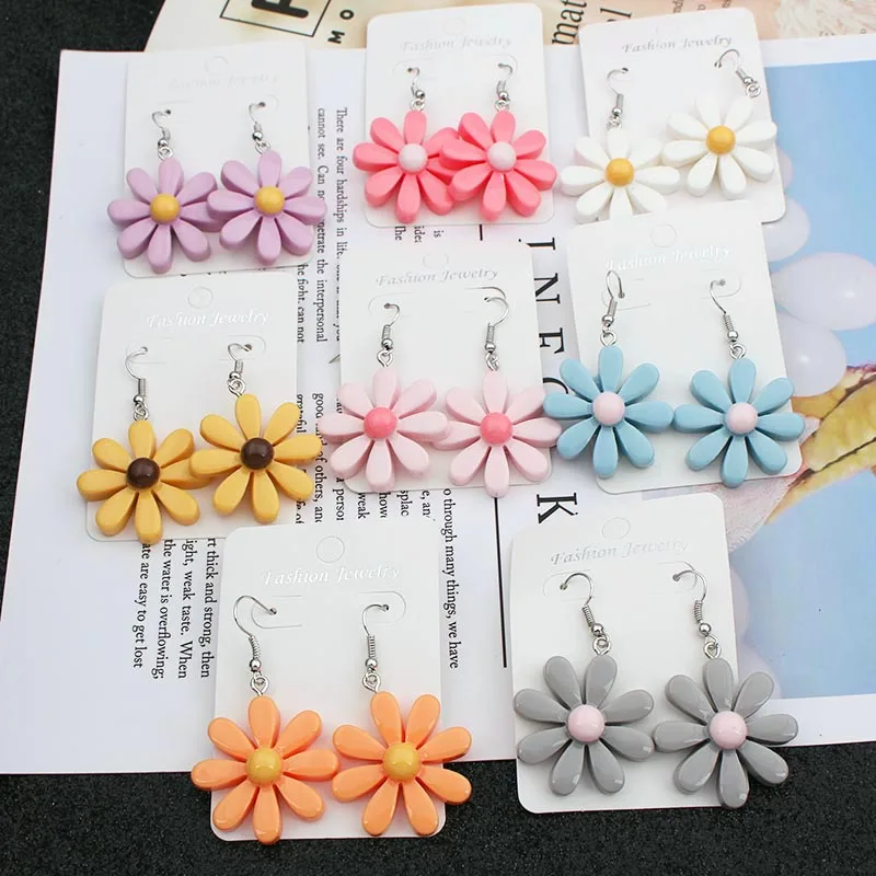 Summer Daisy Earrings Korean Rainbow Pendants Lovely Drop Earrings For Women Girl Cute Fashion Jewelry oorbellen Gifts