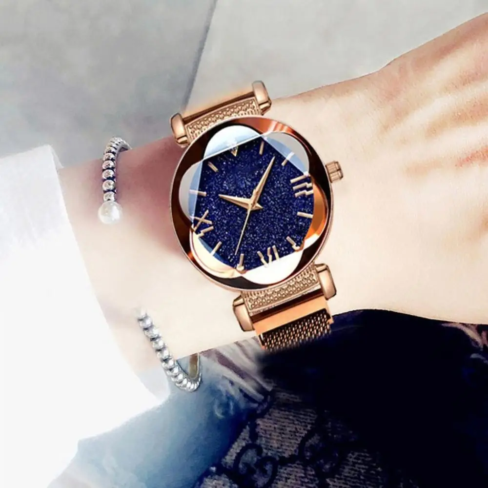 2021 New Fashion Simple Elegant Starry Sky Watch Magnetic Strap Round Dial Women Pointer Quartz Wristwatch for Dating Gift