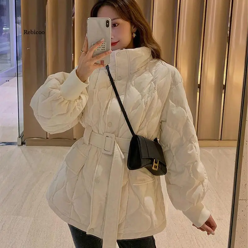 

Women's Padded Jacket New Light and Thin Down Padded Coat Loose Bread Coat Short Western Style Padded Coat Winter