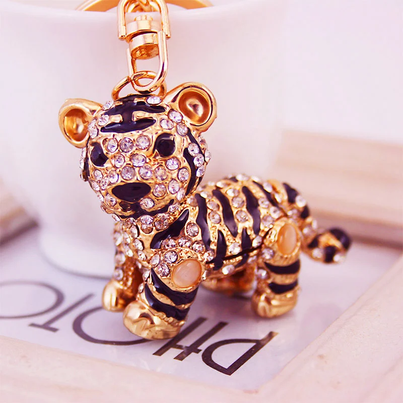 Crystal Animal Siberian Tiger Keychain Car Accessories Creative Design Keyrings Cartoon Tiger Key Chain