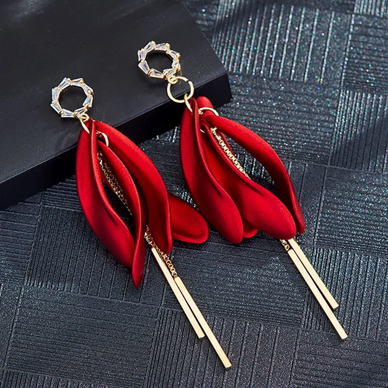 1 Pair Red Earrings Long Tassel Women Earrings Retro Faux Petal Tassel Earring Drop Earring For Christmas