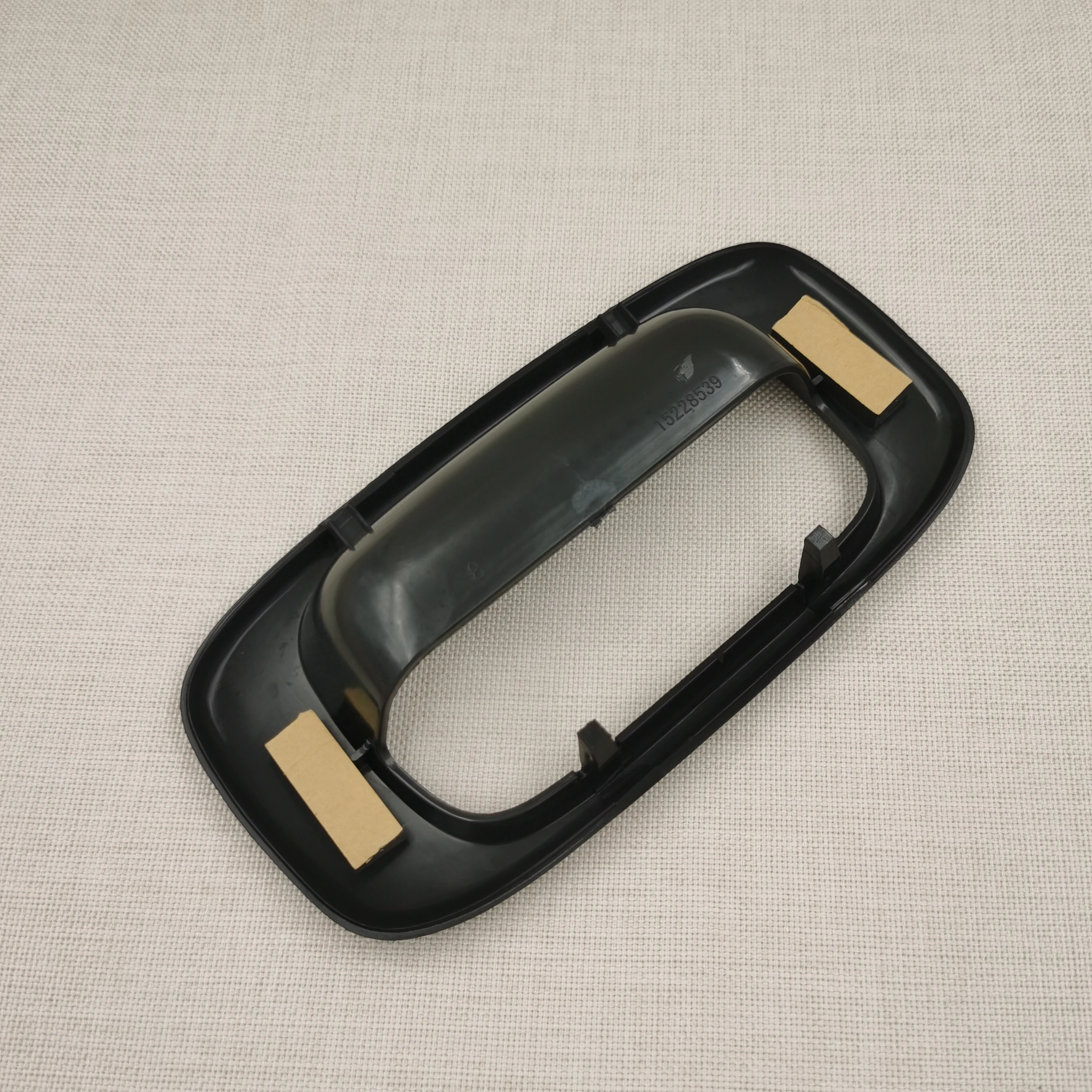 Hilon Door Handle & Bezel TailGate Liftgate Latch For GMC Sierra Chevrolet Silverado 1500 2500 3500 1999 2000 2001 2002-2007