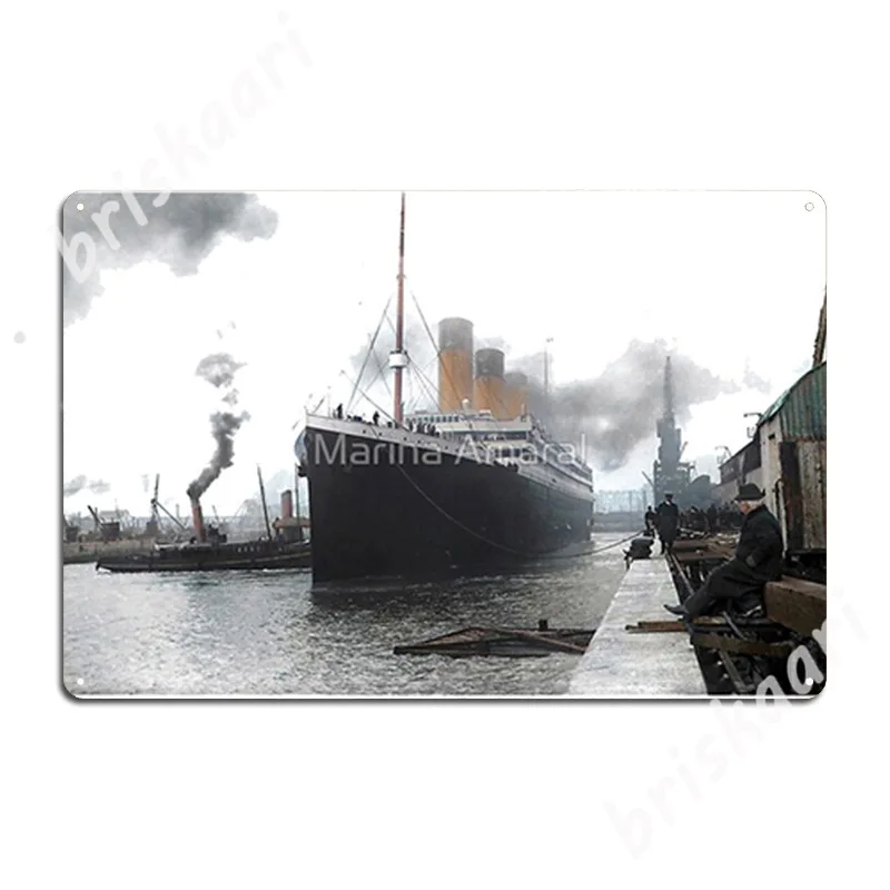 Titanic Prepares To Leave Port, 1912 Metal Signs pub personalized Club Bar Painting Décor Tin sign Posters