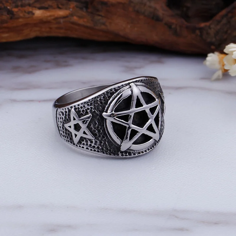 New Retro Men\'s Titanium Steel Ring Men Domineering Stainless Steel Ring Six-Pointed Star Ring