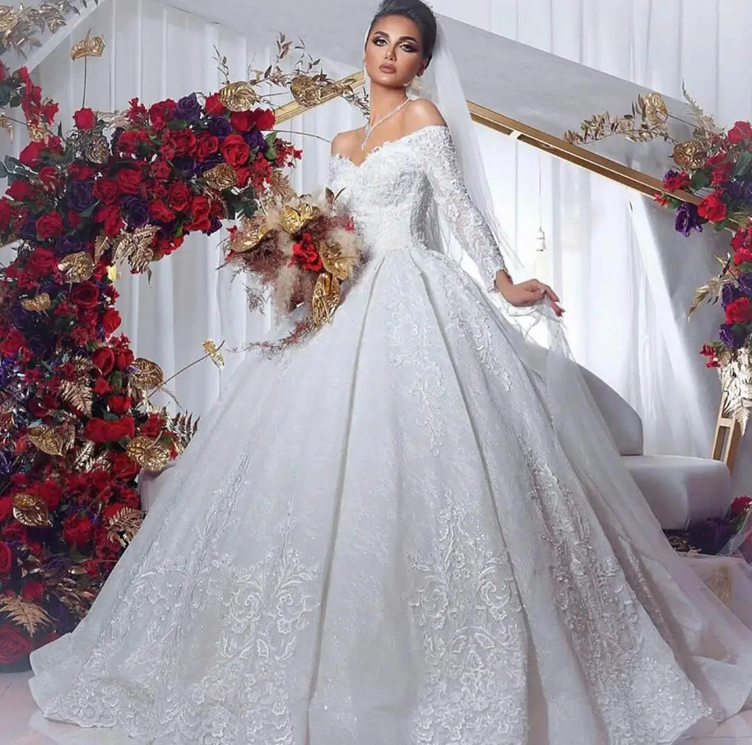 2022 abiti da sposa bianchi con spalle scoperte in pizzo Appliqued maniche lunghe abiti da sposa una linea abito da sposa Country