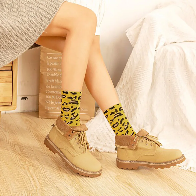 1 Pair Women Socks Korean Style Sexy Leopard Print Cotton Socks Harajuku Vintage Streetwear Casual Female Kawaii Cute Crew Socks