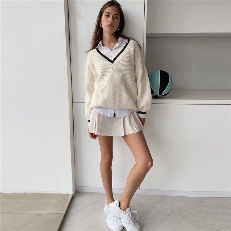 2021 Autumn Winter Knit Korean Loose Pullover Sweatshirts Chic Tops White Long Sleeve V-neck Knitted Sweater Women\'s Sweaters