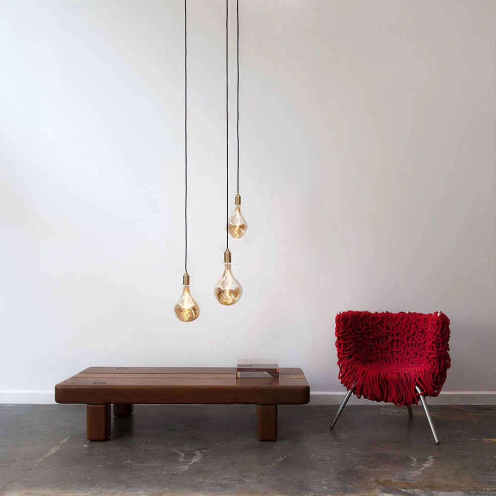 4W 2200K Retro Shaped LED Energy-Saving High-Bright Home Decoration Lamp According To The Table High-Altitude Rope Glass Flyover