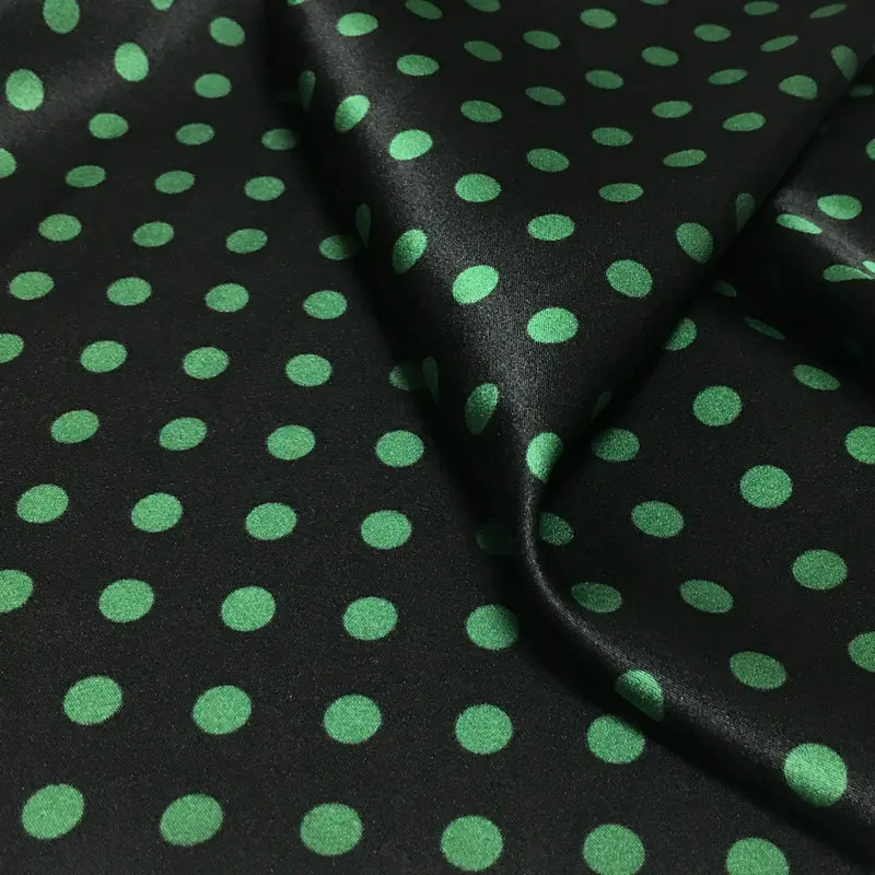 

Polka dot printing black background retro green stretch digital printing fabric natural mulberry silk high fashion fabric