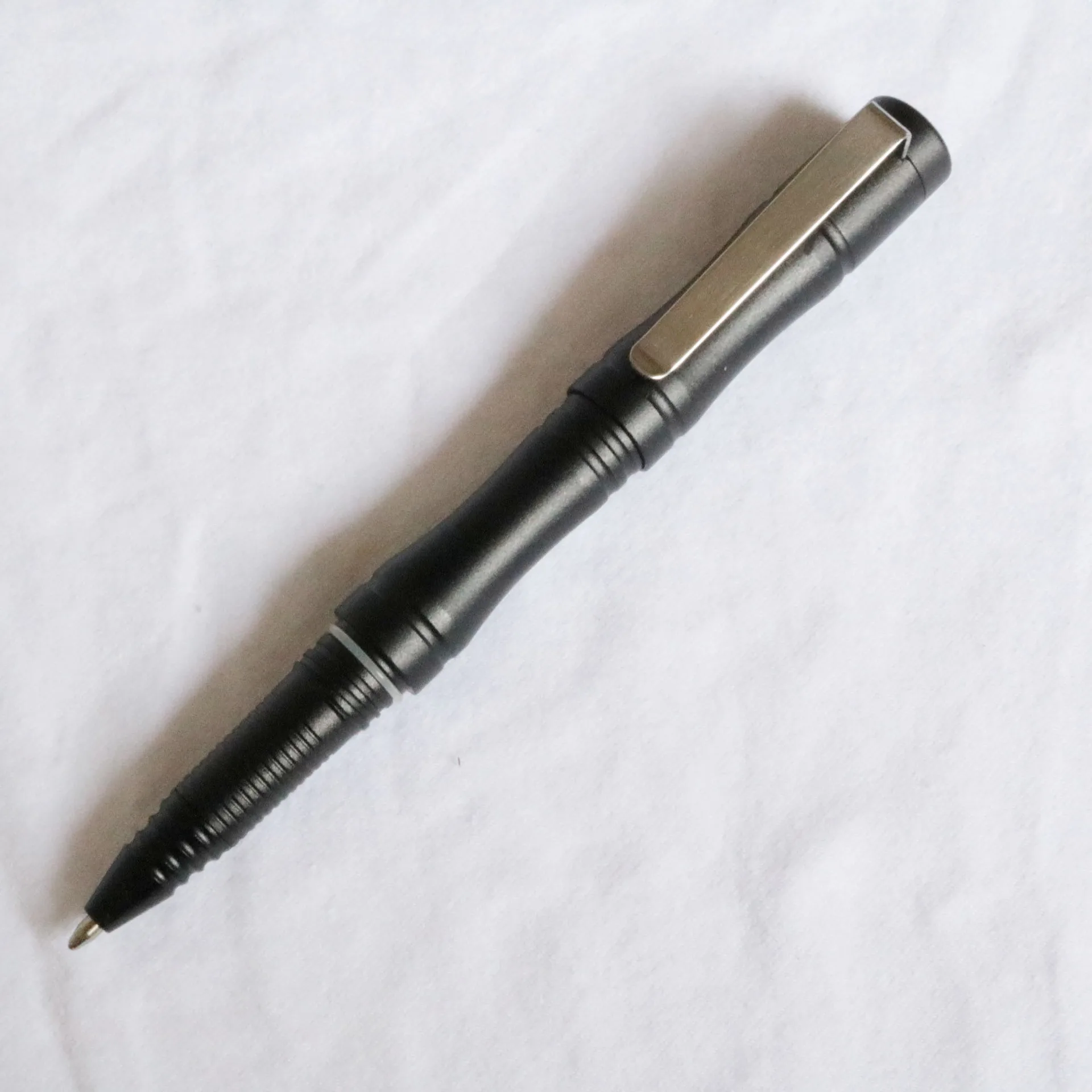 1 stücke Selbstverteidigung Tactical Pen Wolfram Stahl Kopf Taktische Stift Sicherheit Schutz Liefert Verteidigung Werkzeug EDC Fenster Breaker