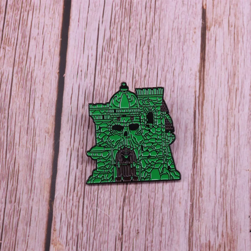 Villain castle grayskull enamel pin skeletor devil brooch retro 80s He-man badge Halloween Goth accessory