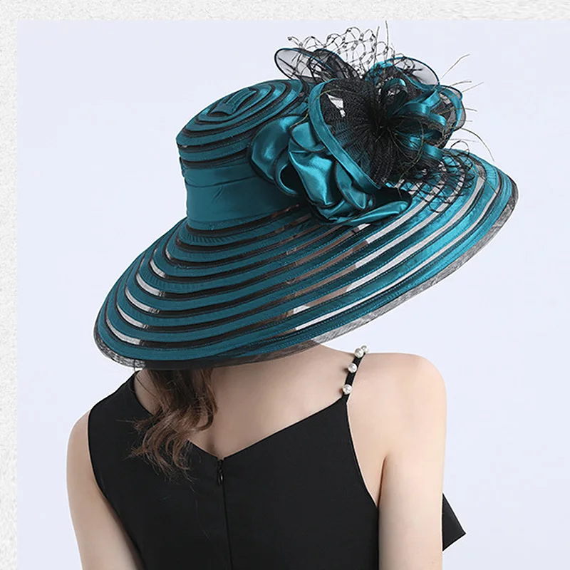 Elegant Women Feather Flower Striped Kentucky Derby Hat 16cm Wide Brim Church Dress Sun Hat Lady Summer Beach Party Wedding Hat