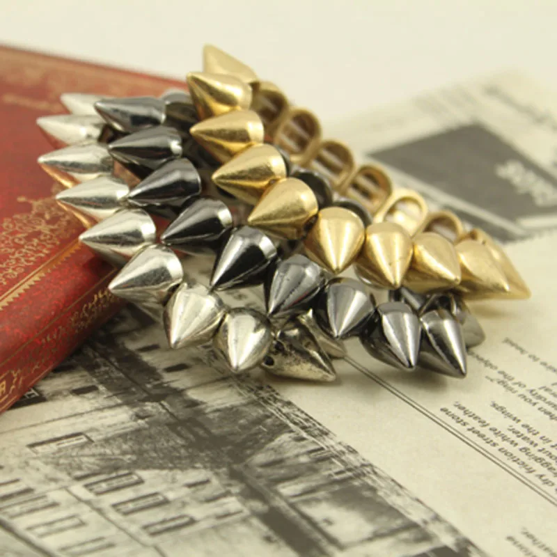 Spikes Elastic Bracelet Stretch Rivets Punk Style Bangle Bracelet Hip Hop Party Fashion Jewelry For Ladies Metal Alloy