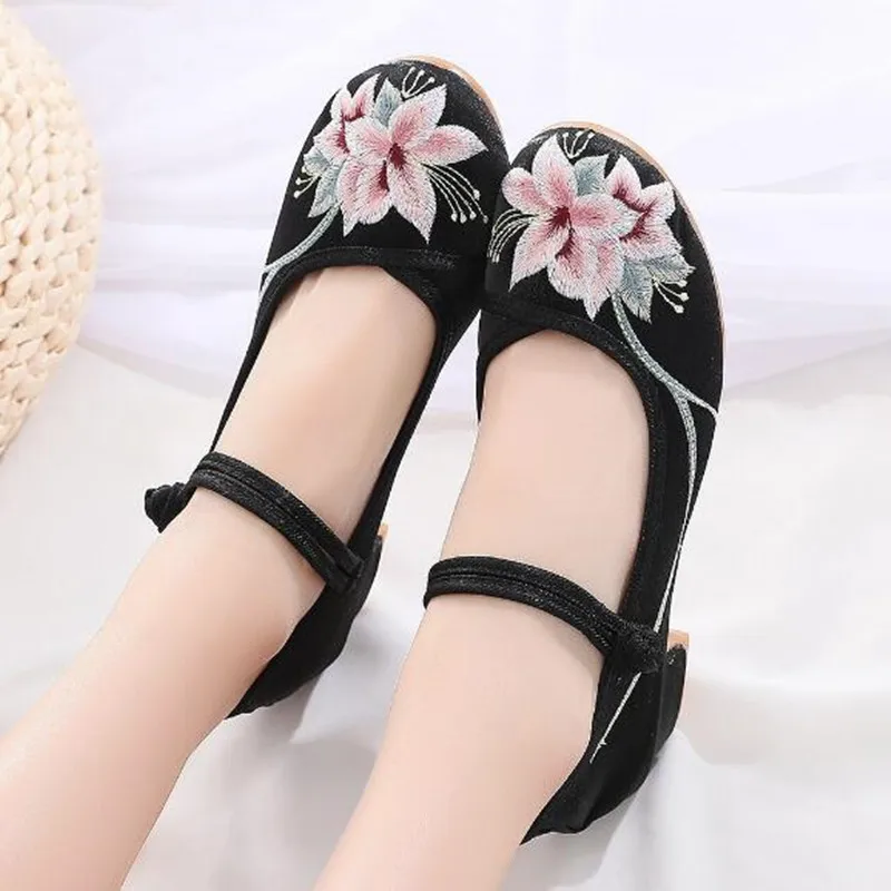 Women Elegant Mi Heel Pumps Vintage Embroider Mary Jane Dress Shoes Woman Summer Sandals Ankle Strap Ladies Slingback Party Shoe