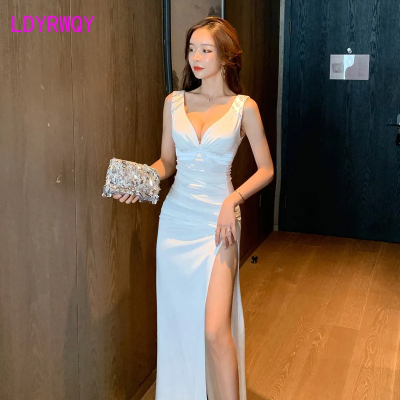 LDYRWQY 2021 New long show thin low-chested night court sexy dress Floor-Length  Regular  V-Neck