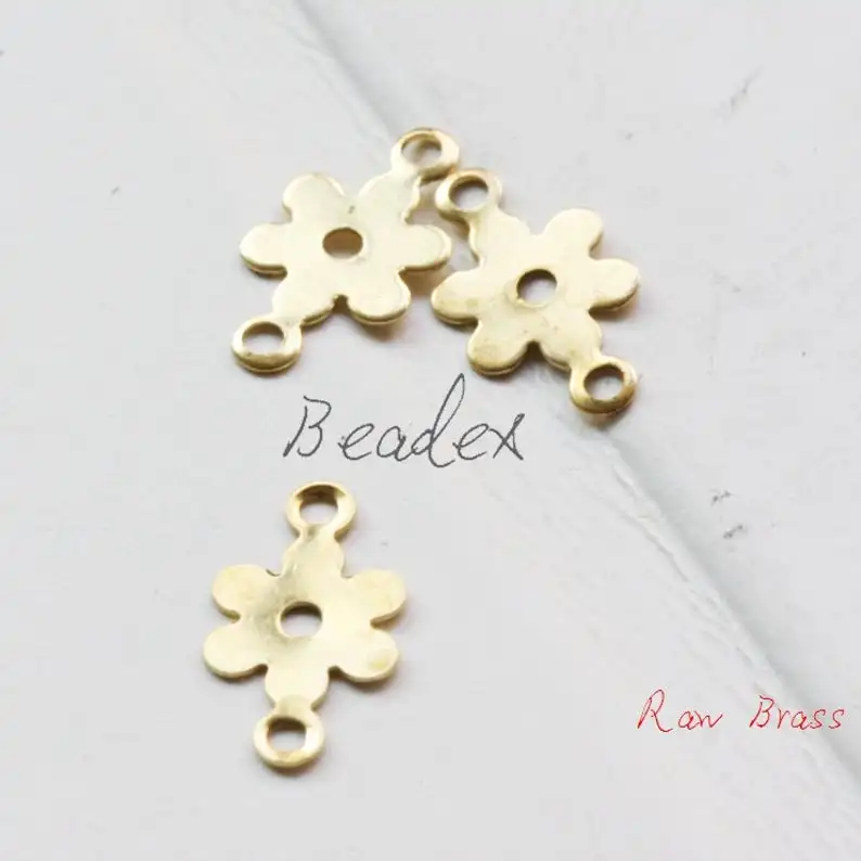 100 Pieces Raw Brass Flower Link - 14x8mm (2024C)