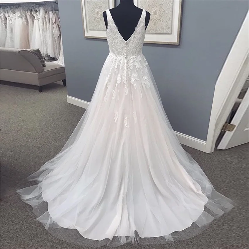 Real Photos V-neck Wedding Dresses Sleeveless Appliques White Ivory Bridal Gowns Backless Sweep Train Vestido De Casamento 2020