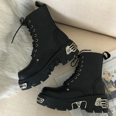 Punk Style Platform Women Ankle Boots Women's Motorcycle Boot Fashion Ladies Chunky Shoes Metal Decor Black BIG size 41 43 44