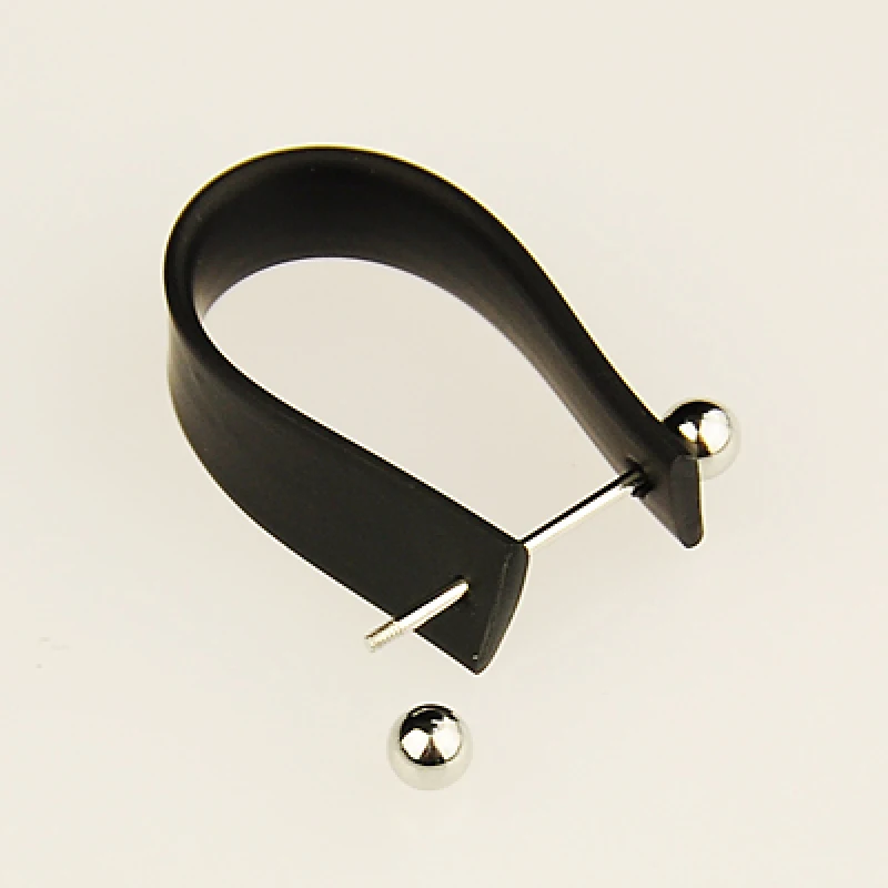 pandahall 50pcs Rubber Cord Ring Components with Brass Findings Black 10x19~28mm Fit for Fashionable Girl or Boy