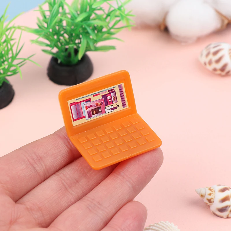 Hot！Cute Simulation Mini Laptop Computer DIY 1:12 Dollhouse Miniature Fashion Crafts Dollhouse Decoration Diy Accessories