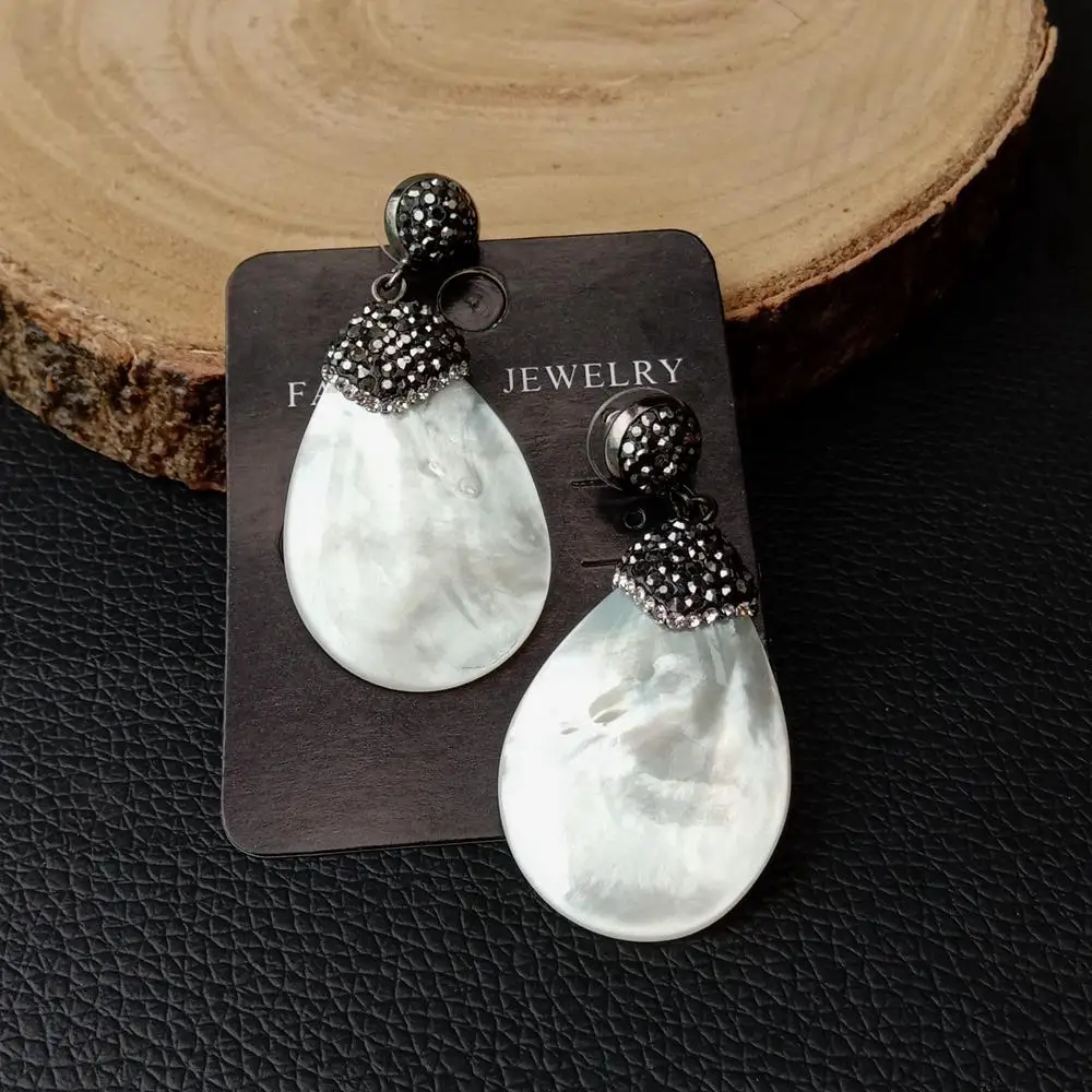 

YYGEM 24x38mm natural White Pear shell Black Macarsite pave stud Earrings Fashion Statement Party Wedding Earrings