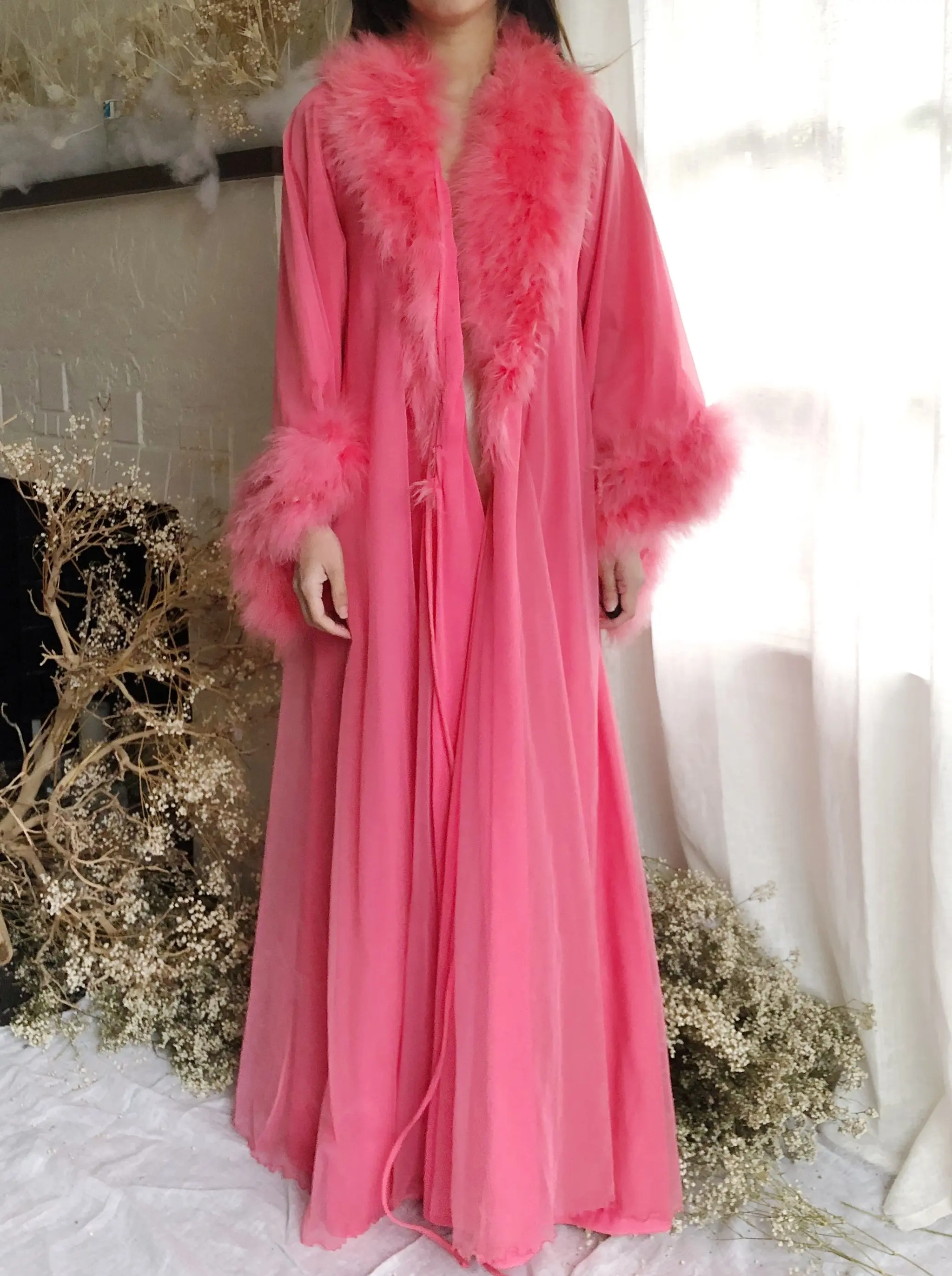 Pink Fur Chiffon Long Sleeve Women Winter Sexy Kimono Pregnant Party Sleepwear Women Bathrobe Sheer Nightgown Robe Shawel