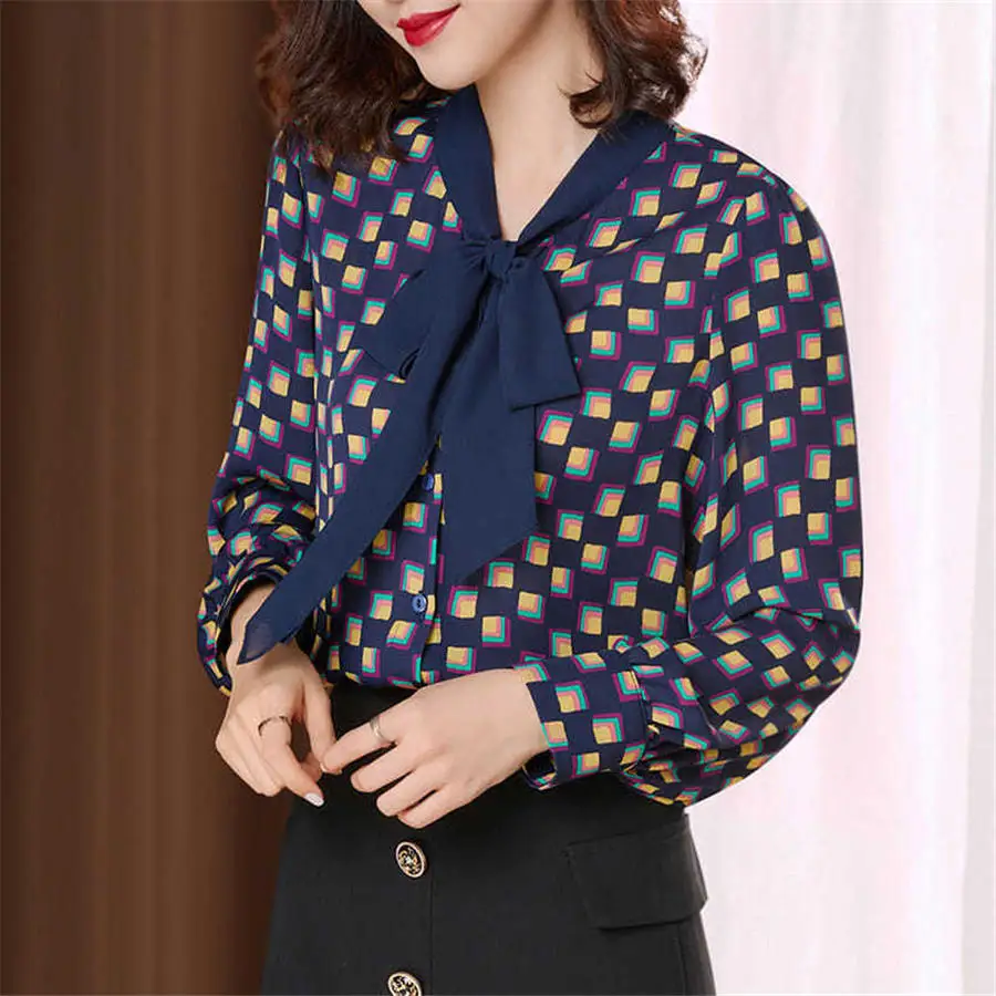 

Vintage Floral Shirts Large Size Women Spring Autumn Fashion Temperament Bow-Knot Long Sleeve Blouses Blusas MM1299