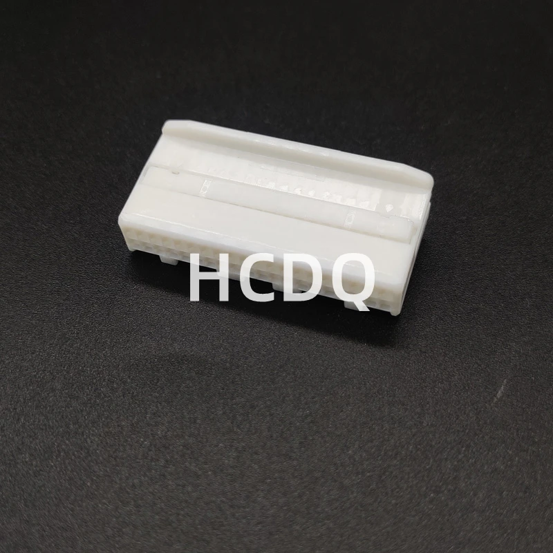The original 90980-12557 40PIN Femaleautomobile connector plug shell and connector are supplied from stock