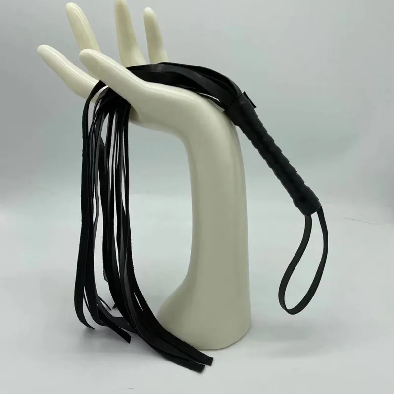 Exotic Flirting Toys of Scattered Tassel Small Leather Whips for Fetish Spanking BDSM Bondage Flogger Riding Crop Adult Games