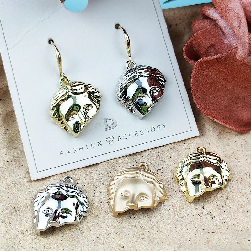 ApeUr 10 قطعة/الحزمة رجل ناقص رئيس صورة الفن المينا المعادن Charms القرط سوار عقد دي اي واي صنع المجوهرات شيك المعلقات