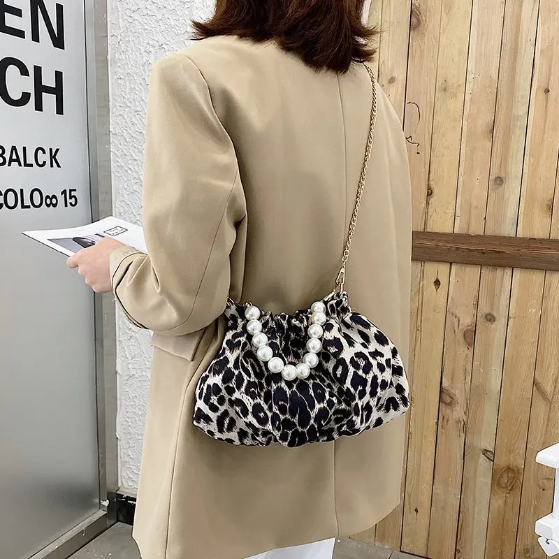 Elegantes Tigermuster/Zebramuster/Leopardenmuster, kleine Umhängetaschen für Frauen, 2021, sexy Nachtclub-Handtasche, Perlenkette, Hobos