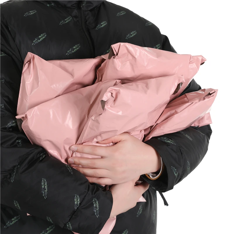 50Pcs/Pack Mailing Courier Packing Poly Bag Inside black Outside Pink Handle Bag Opaque Waterproof Bags 12 Wires Envelope Postal