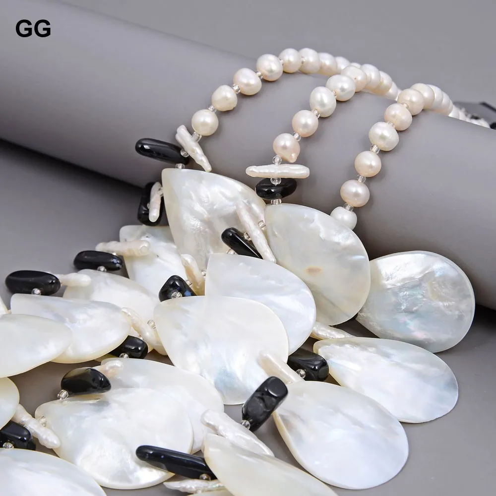 GuaiGuai Jewelry Beautiful Natural White Biwa Pearl White Shell Black Onyx Necklace For Women