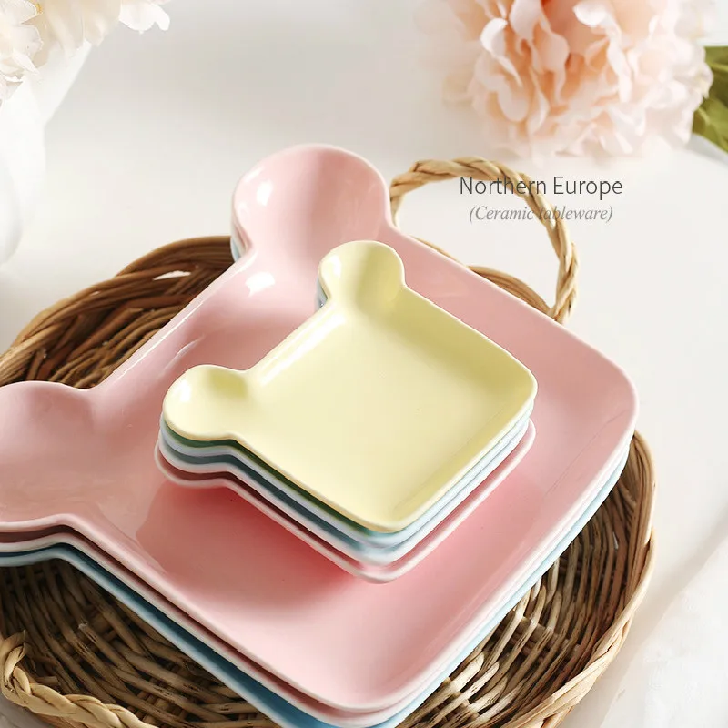 2 Pcs Cute little bear ceramic Western children's breakfast plate rice fruit snack plate 7-inch colorful dinner plates