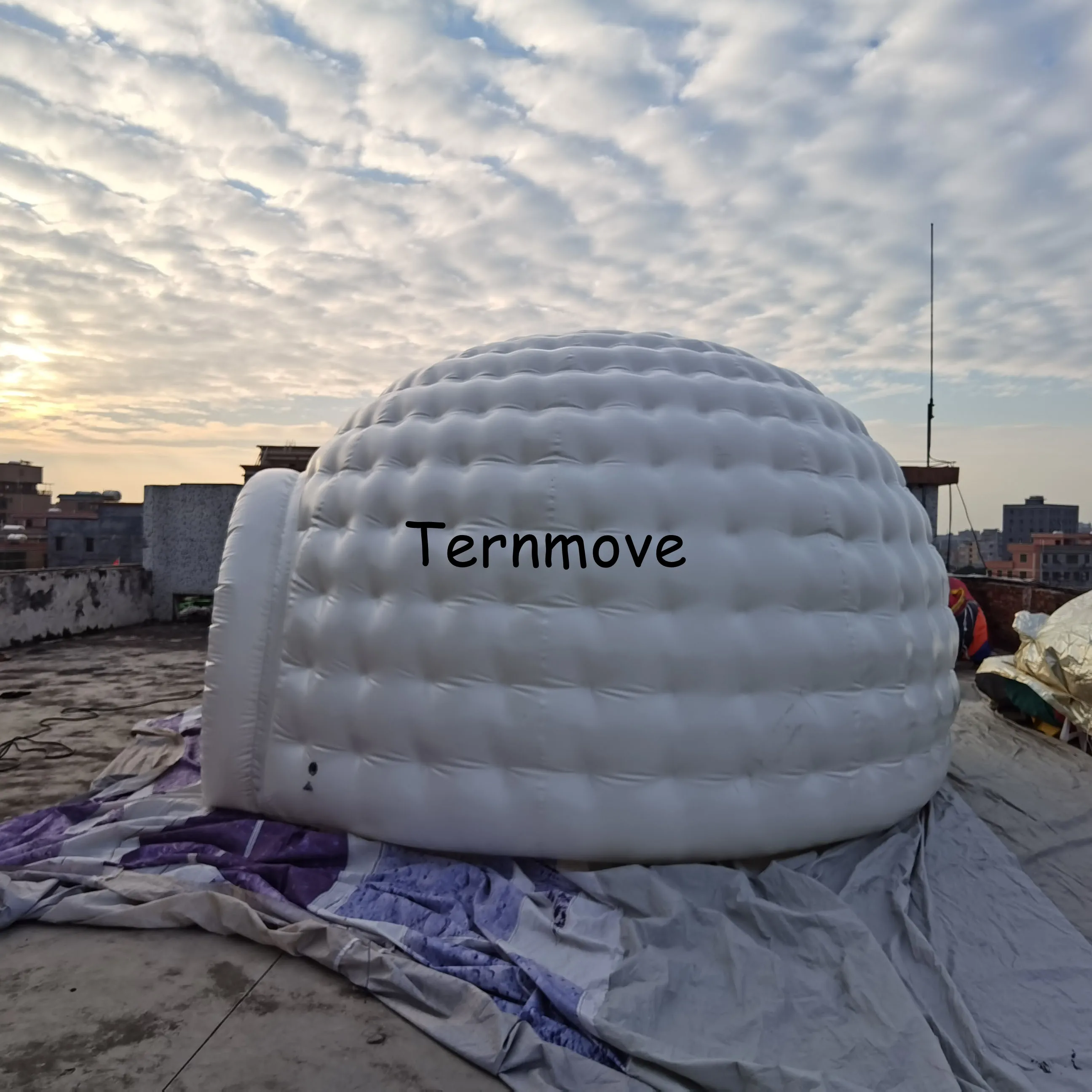 Tenda luna a cupola gonfiabile con supporto aereo con consegna gratuita, sala espositiva bianca per tende igloo gonfie per matrimoni/feste