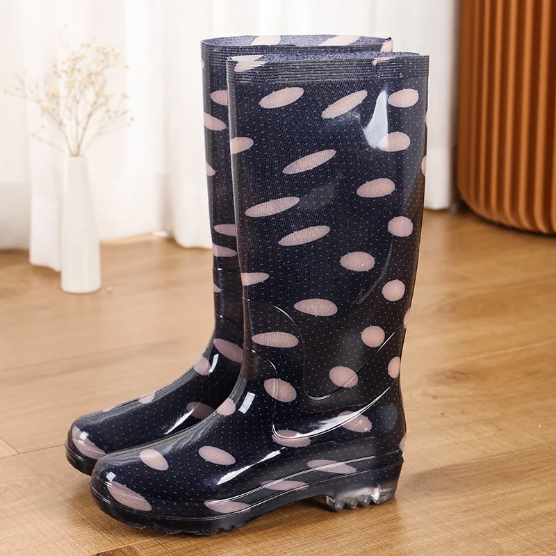 Woman Fashion Floral PVC Rain Boots Mid-calf Garden Cooker Warm Women Shoes Waterproof Mature Motorcycle Rubber Shoes